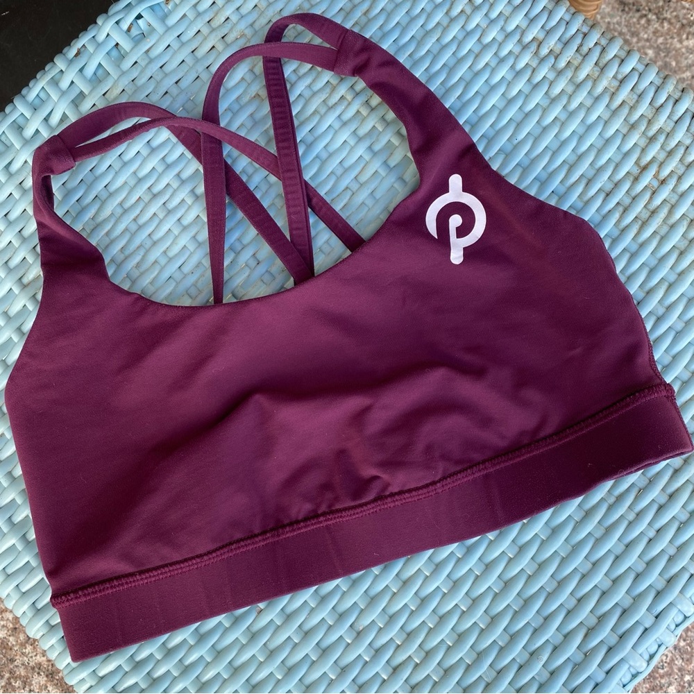 Lululemon peloton sports bra